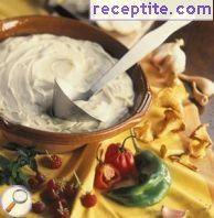 Paste cream cheese with garlic