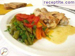 Roasted chicken legs with green beans and carrots