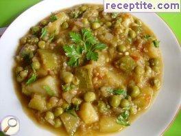 Vegan pea stew with zucchini and potatoes
