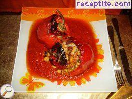 Stuffed peppers with beans and bacon