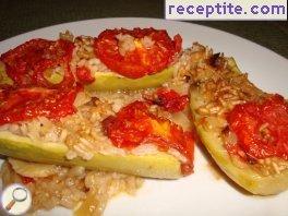 Zucchini stuffed with rice