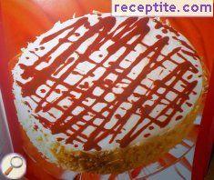 Layered cake White and red