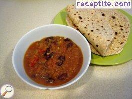 Vegetarian curry with red beans (Rajma)