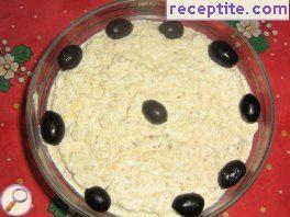Pate of cottage cheese and tuna