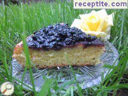 Pie with blueberries