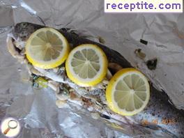 Trout with mushrooms and onions in foil