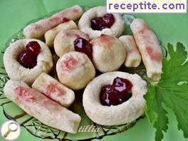 Dumplings of cottage cheese with semolina