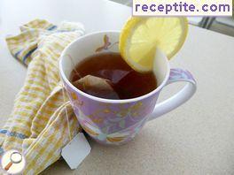 Black tea with lemon juice