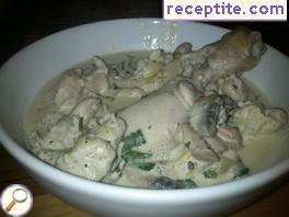 Chicken with cream sauce and cheese