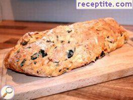 Tomato bread with olives