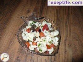 Cauliflower salad and basil dressing