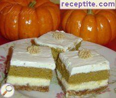 Cake with pumpkin mousse and cheesecake filling