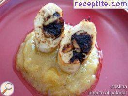 Stuffed chicken legs with prunes