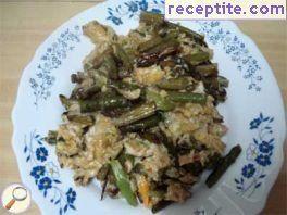 Scrambled eggs with asparagus