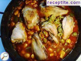 Chicken with olives and green peppers