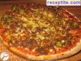 Pizza Bolognese with minced meat and tomato