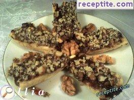 Stuffed banana with walnuts and chocolate