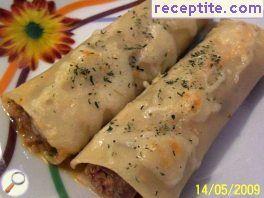 Cannelloni with meat and mushrooms