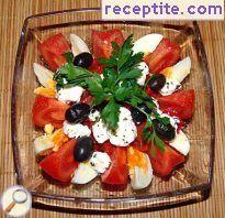 Salad of roasted peppers with eggs and tomatoes