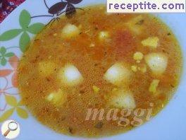 Tomato soup with eggs and semolina