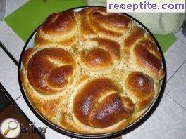 Yogurt-pita bread with filling Yogurt-pita bread with filling