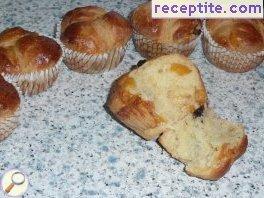 Kozunak with peaches and prunes Kozunak with peaches and prunes