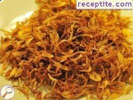 Crispy frying onions (Roestzwiebeln)