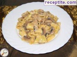 Pappardelle with chicken and mushrooms in the oven Pappardelle with chicken and mushrooms in the oven