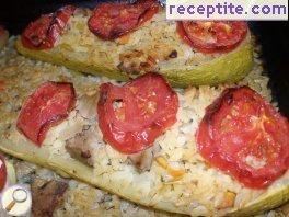 Stuffed zucchini with chicken livers and rice