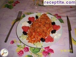 Meatballs with tomato sauce and farfalini