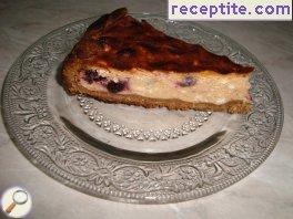 Cheesecake with chokeberry