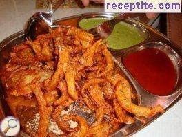 Fried onion sticks (onion Pakoda)