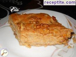 Honey pita with walnuts