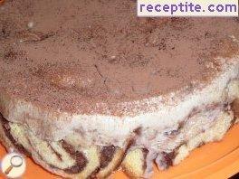 Brioche layered cake with two cream