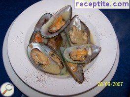 Mussels with White Wine (Cozze al vino bianco) Mussels with White Wine (Cozze al vino bianco)