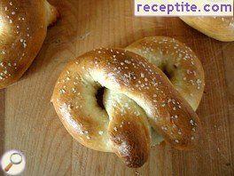 Pretzels with milk