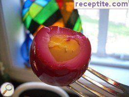 Pickled eggs with beets and spices