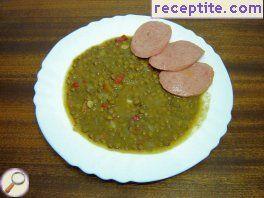 Sausage with lentils