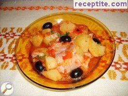 Fish with olives and potatoes