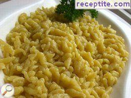 Shpetsli (Spaetzle)