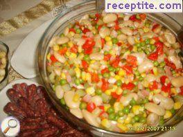 Colorful bean salad