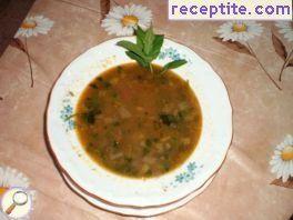 Lentil soup with tomatoes
