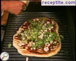 Pizza with chicken BBQ