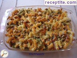 Tricolour pasta oven Tricolour pasta oven