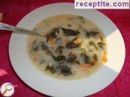 Nettle soup with rice