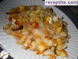 Father's potatoes (fried potatoes with pickles)