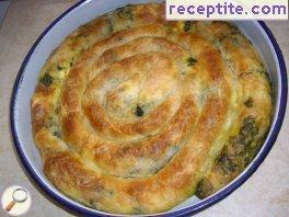 Pulling banitsa with spinach and rice (kind Zelnik)