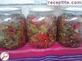 Sterilised salad of roasted peppers