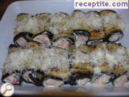 Eggplant rolls with cheese