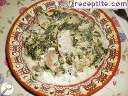 Pork with spinach and cream to the pan Pork with spinach and cream to the pan